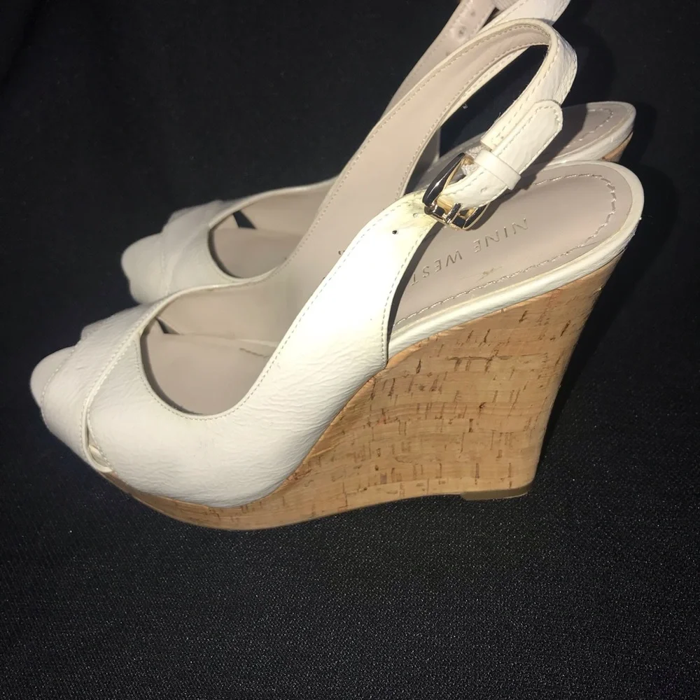 Wedge Sandal - Picture 2 of 4